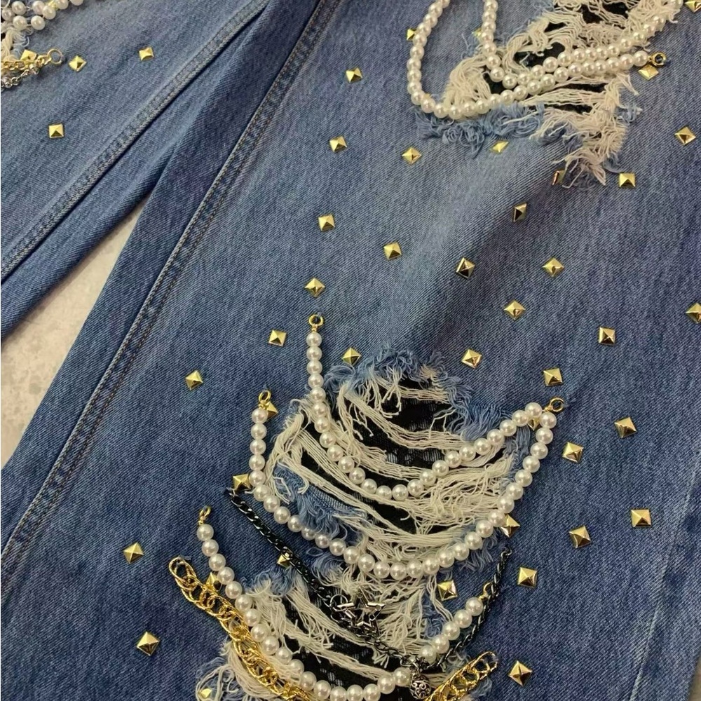 Alice + Olivia Harper Embellished Ripped Jeans - NWT - Picture 12 of 14